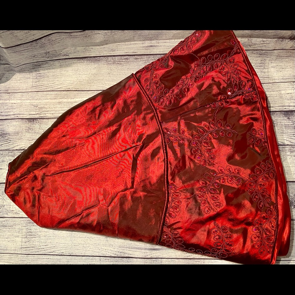 Satin Tree Skirt